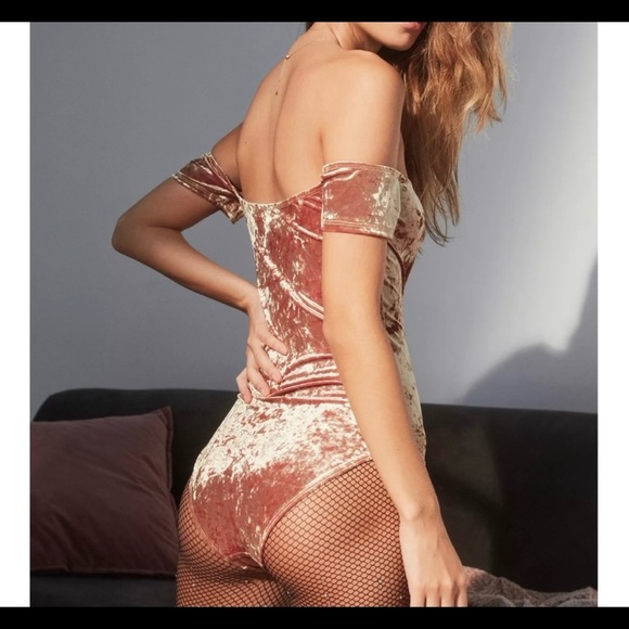 Urban Outfitters Bodysuit Sz M (6/8) - Picture 2 of 6